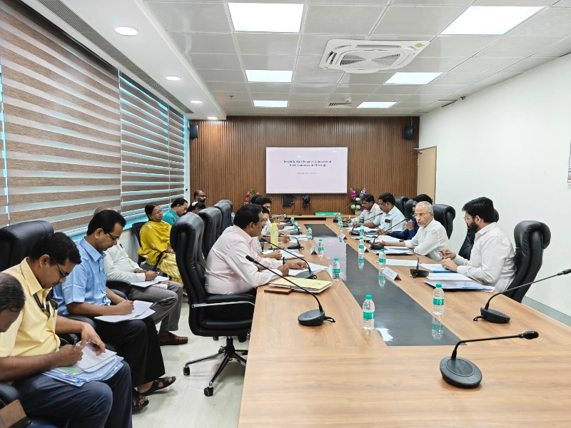 A descriptive alt text for the image